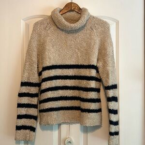 Madewell Turtleneck Sweater with navy stripe and side button detail. Size Medium